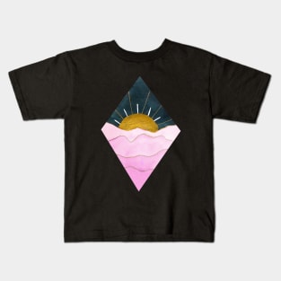 Diamond Fuscia and Gold Sunset (dark background) Kids T-Shirt